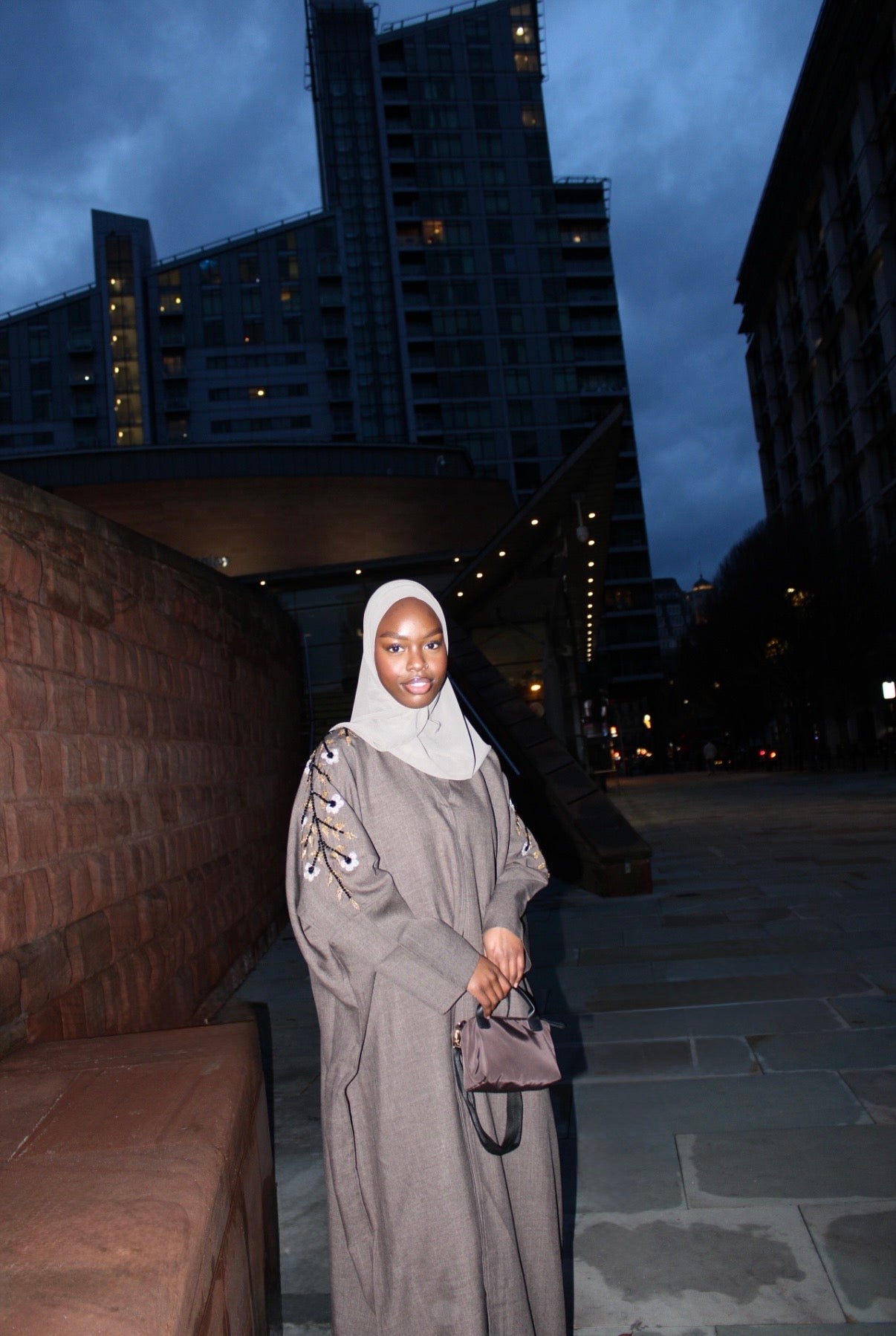 Farasha Abaya Taupe